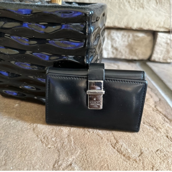 COPY - Gucci Key Case with Slot for Card or ID - Picture 1 of 6